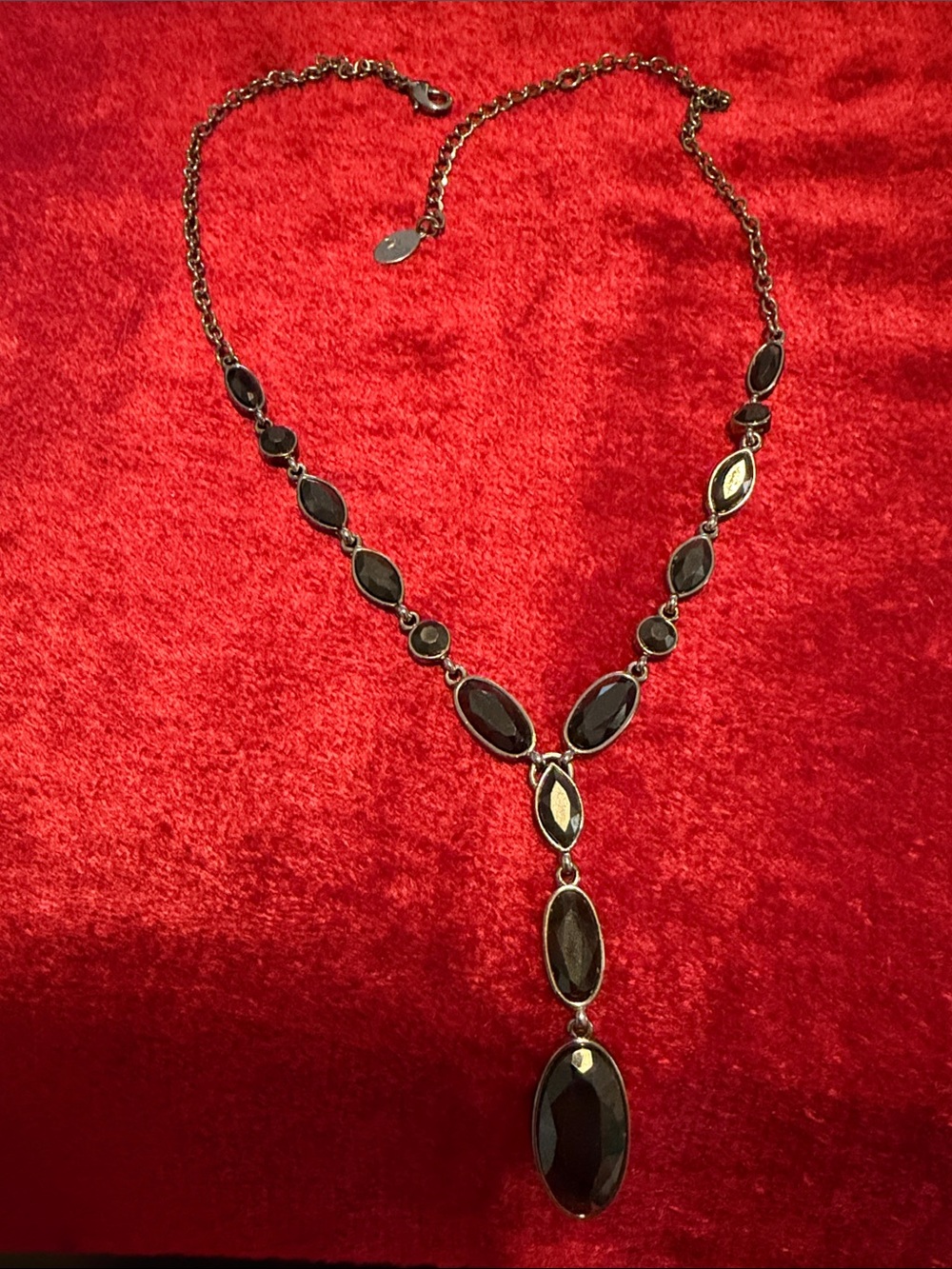 Elegant Black Stone Drop Necklace - Women Jewelry 16”-18” like new